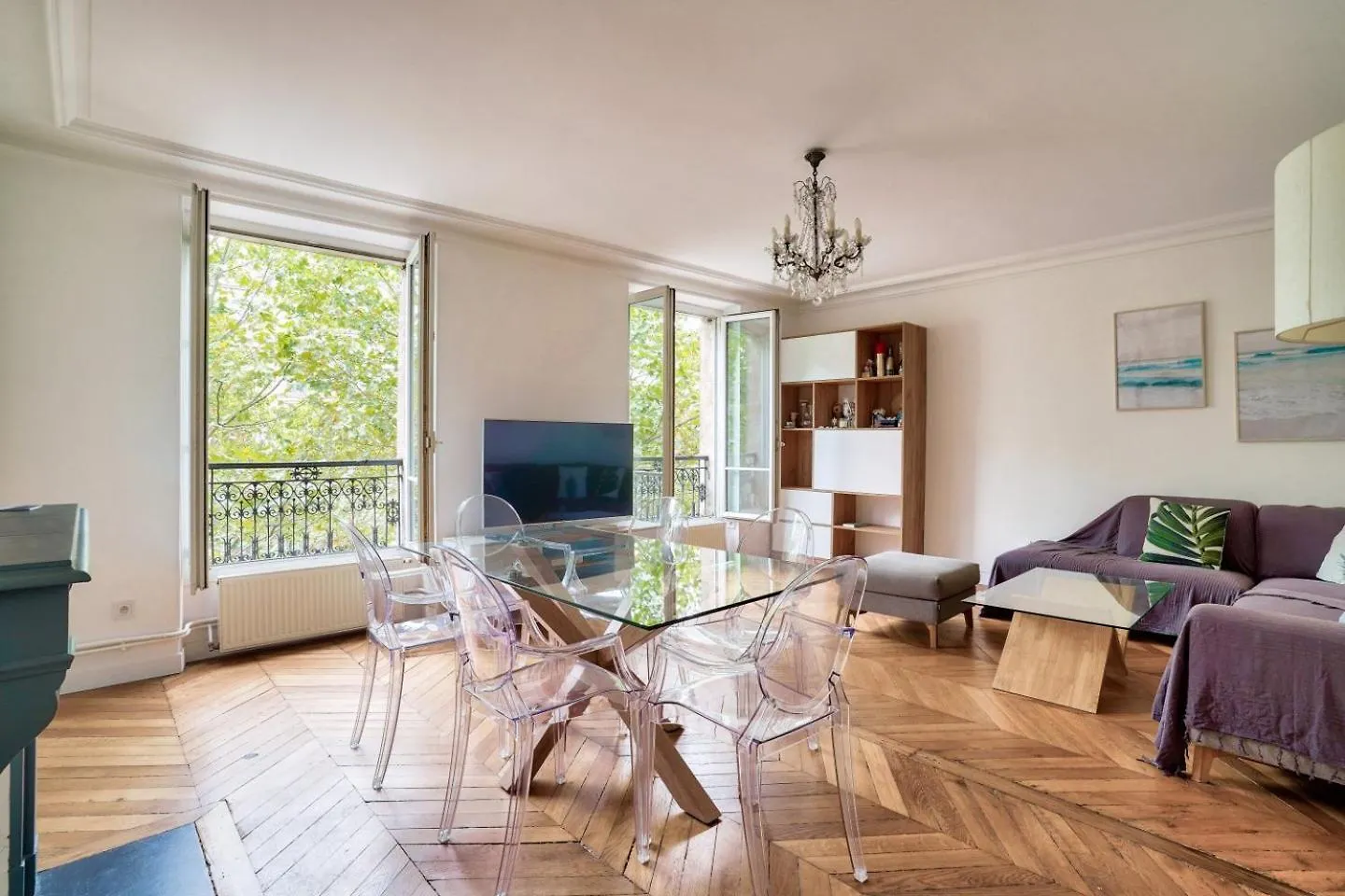 Sublime Apartment In The 17Th District location