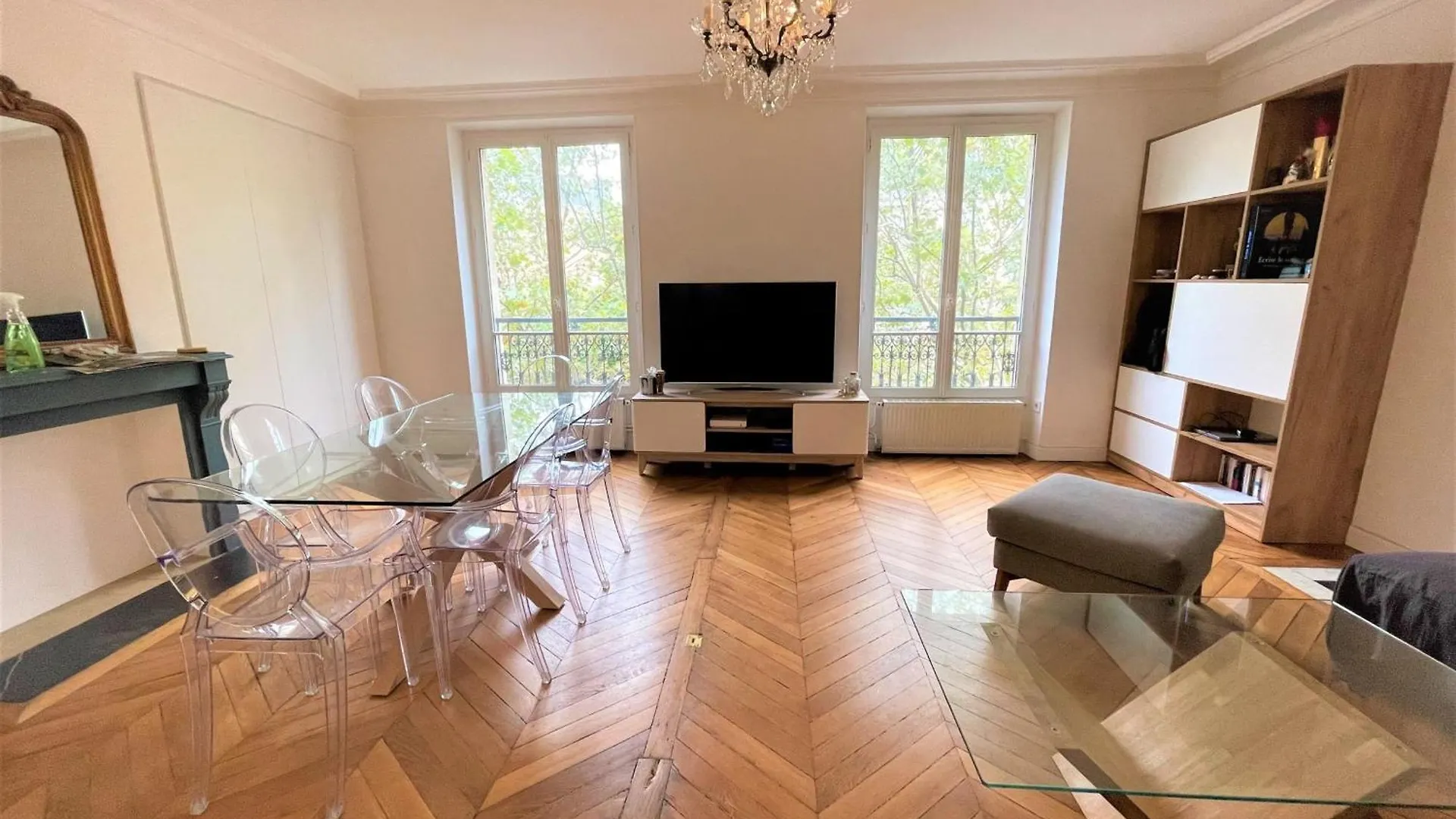 Sublime Apartment In The 17Th District Paris France