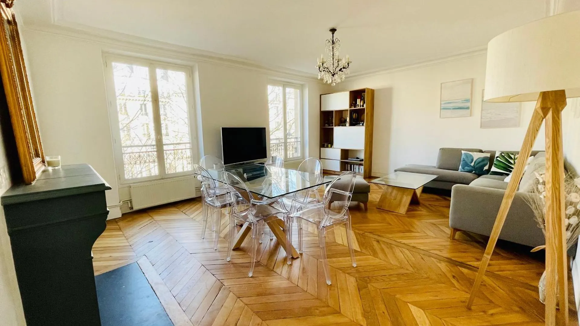 Sublime Apartment In The 17Th District Paris France